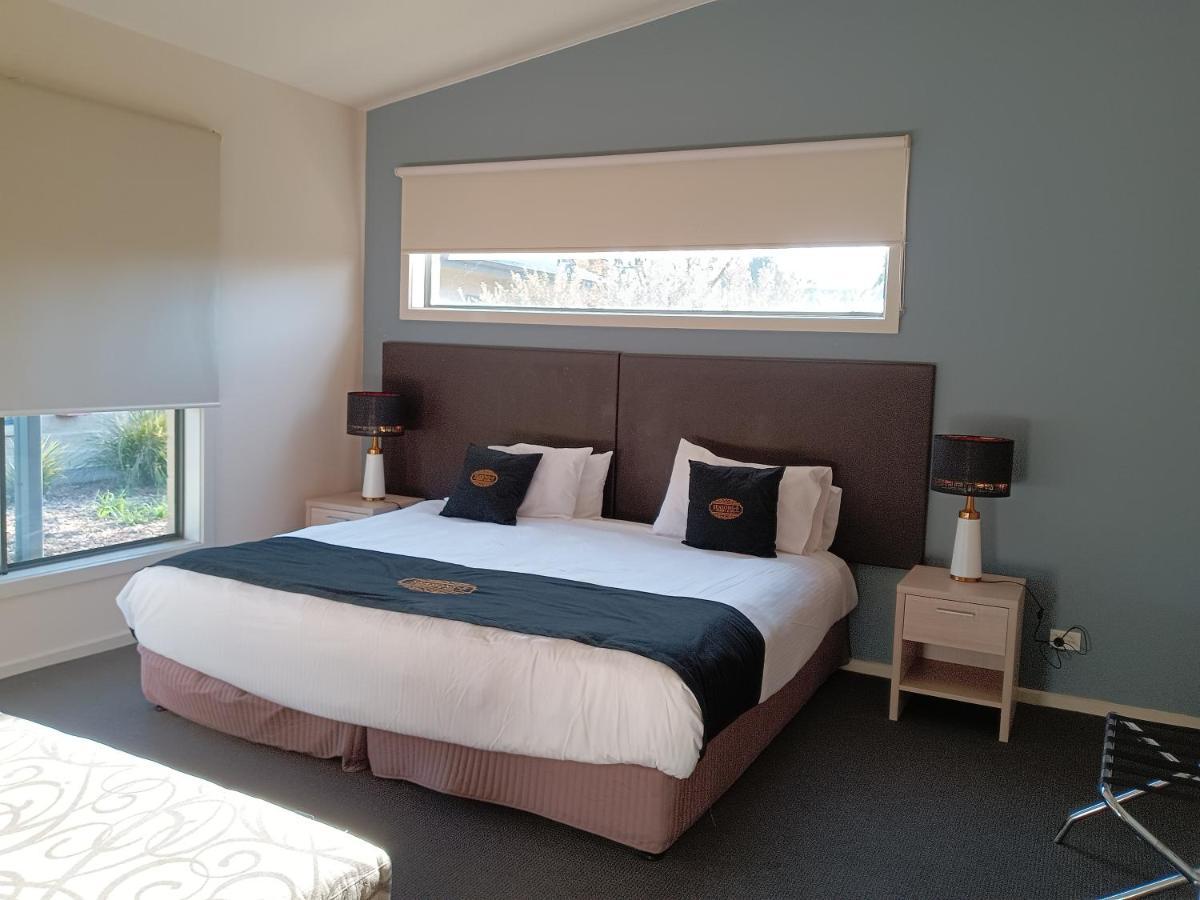 Quality Hotel Point Cook Buitenkant foto